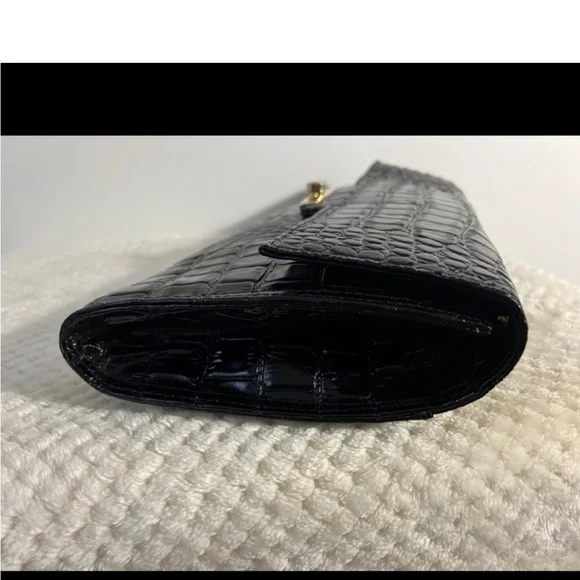 🩷 Vintage MUSKA MILANO of Italy, Genuine Leather clutch💚🩷💚 - Picture 4 of 11